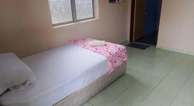 Mahasa Penarik Homestay, Rezervovat Penzión se snídaní Hotely v Terengganu s parkováním, Parkování