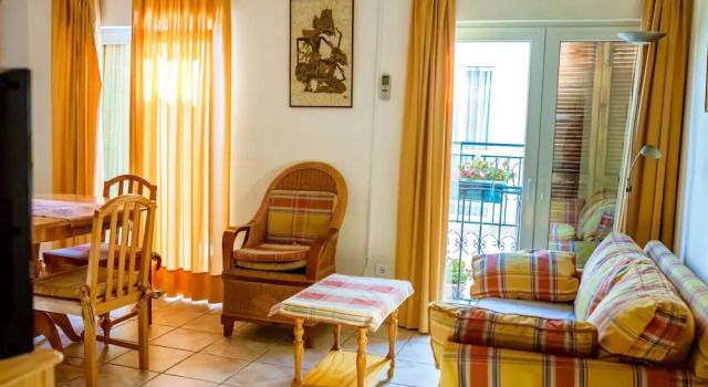 Casa Charlotte, Забронировать Отель Отели Нерха 3 звезды, рядом с Пляж Бурриана, 3*