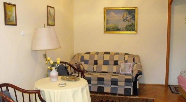 Toldi Apartman Hévíz, Book Lejlighed Hoteller i Western Transdanubia med parkering, Parkering