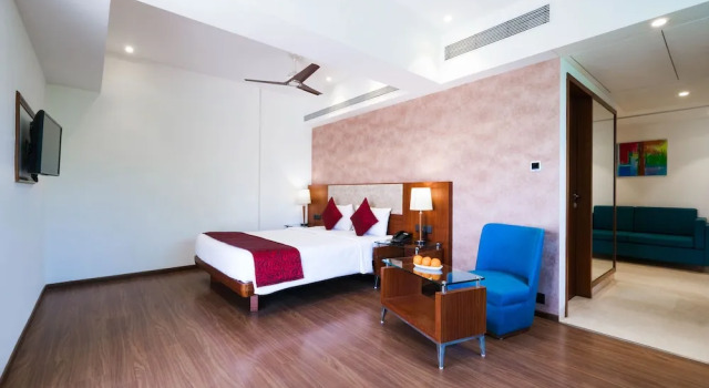 Двухместный люкс с видом на город 7 Apple Hotel - Viman Nagar Pune