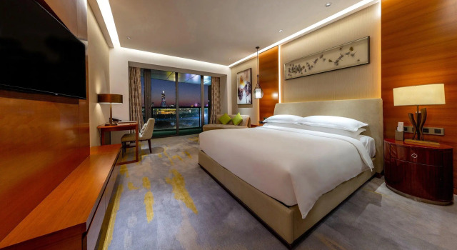 Номер Standard Holiday Inn Nanjing Xuanwu Lake by IHG
