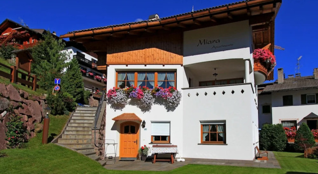 Apartment 4 Holiday - Miara