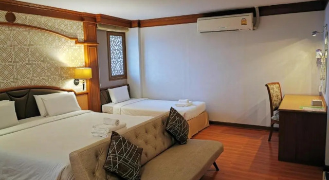 Семейный номер Standard Sakol Hotel