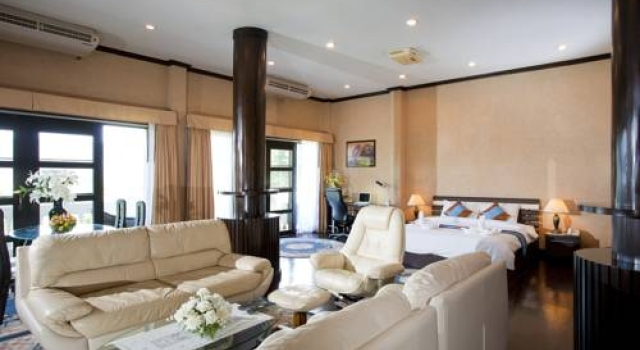 Phuket Nirvana Resort