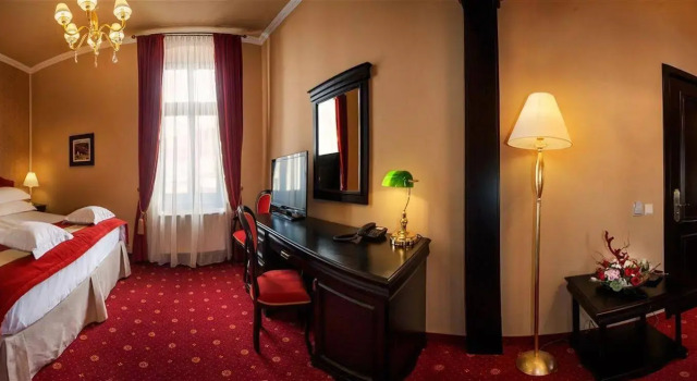 Hotel Central Park, Varaa Hotelli Sighişoara 
