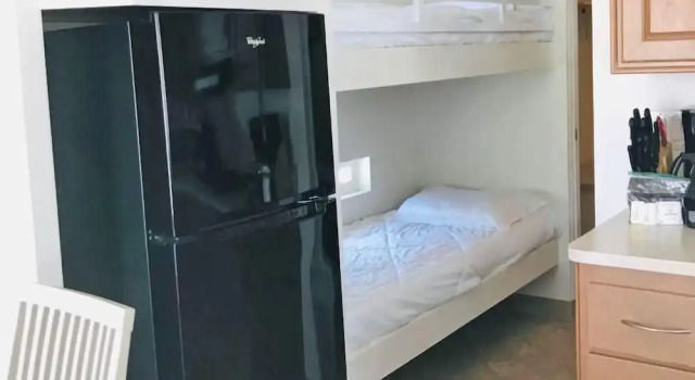 Коттедж с 2 комнатами Palm Springs RV Resort