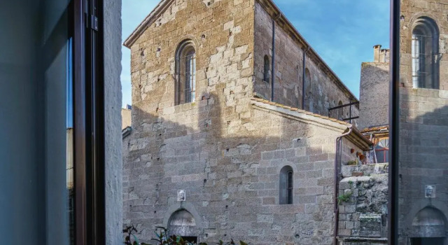 Piazza Santa Maria Nuova, appartamento in centro con 2 camere da letto, Boek Appartement Hotels in Lazio met parkeren, Parkeren