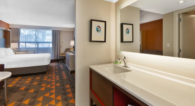Люкс c 1 комнатой Candlewood Suites St Johns Conference Centre by IHG
