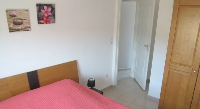Mini 3 Mediterranean Style Villa, 100 m From the Sea, Heated Pool