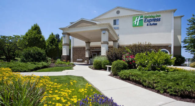 Двухместный номер Standard Holiday Inn Express and Suites Allentown West by IHG