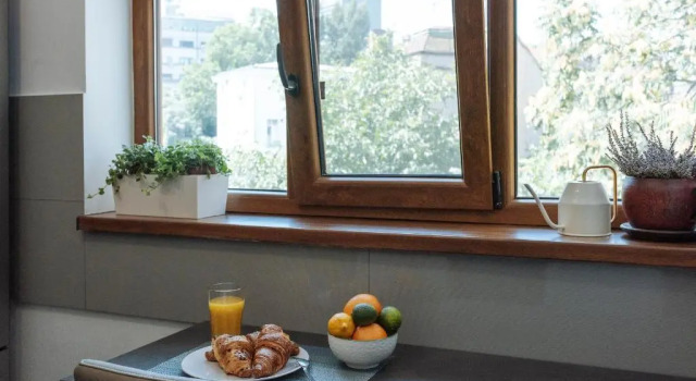 Апартаменты Lovely apartment and quiet courtyard in city centre