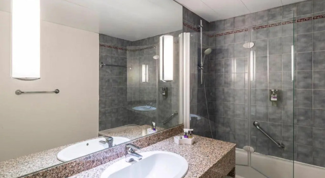 Номер Standard с 2 комнатами Mercure Paris Roissy CDG