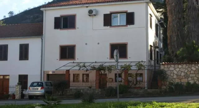 Rooms Dilk, Book Hotel Vis Vis