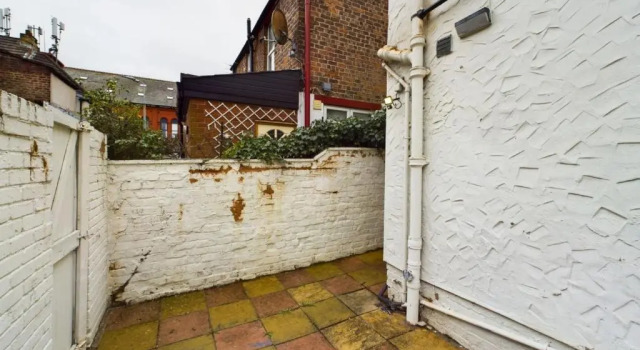 Contemporary 4BD Home nr Liverpool City Centre, Забронировать Отель Отели Ливерпуля 4 звезды, рядом с Harold Cohen Library, 4*