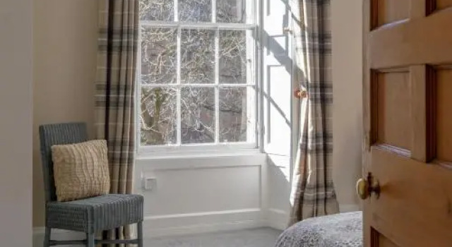 St Patrick Square Apartment, Забронировать Апартаменты/квартира Эдинбург Midlothian, рядом с Железнодорожный вокзал Эдинбург-Уэверли