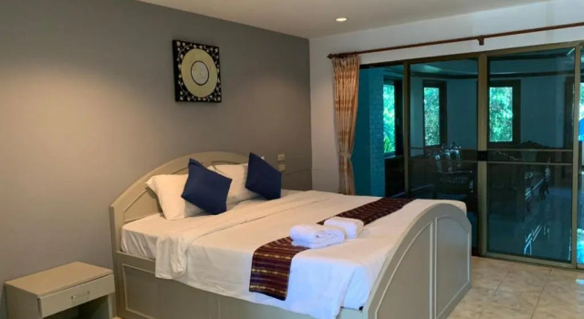 Люкс с видом на бассейн Blue Garden Resort Pattaya