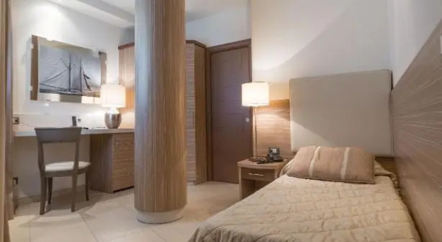Одноместный номер Standard Hotel Mariver