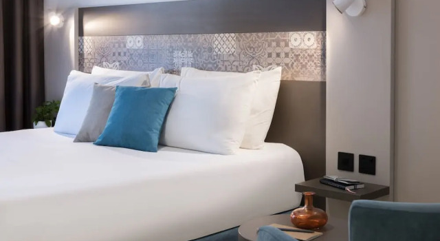 Двухместный номер Standard с балконом и с частичным видом на море Bayview Hotel by ST Hotels