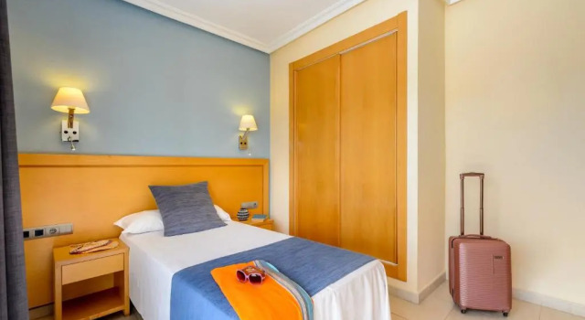 Одноместный номер Standard Hotel Vibra sEstanyol
