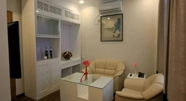 Люкс c 1 комнатой Mandalay City Hotel