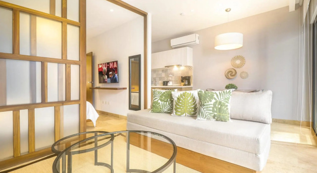 1 BR 1 Location Condo Ipana Brand new W 3 Rooftop Pools Gym and Rooftop bar With Ocean View, Забронировать Отель Плая-дель-Кармен Кинтана-Роо, рядом с Пляжный клуб Mamitas