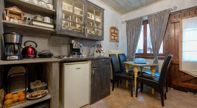 Двухместный номер Deluxe с видом на внутренний двор Lykovrisi guest house