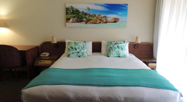 Charlesworth Bay Beach Resort