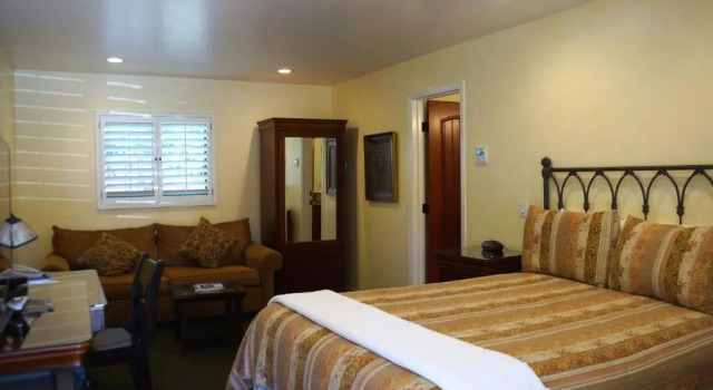 Номер Deluxe Castillo Inn at the Beach