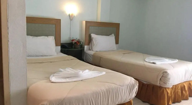 Polkadot Cafe Hotel