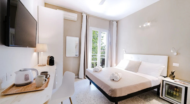 Номер Comfort De La Ville Hotel