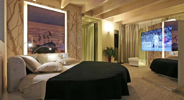 Люкс с балконом и с видом на озеро Ecohotel Primavera
