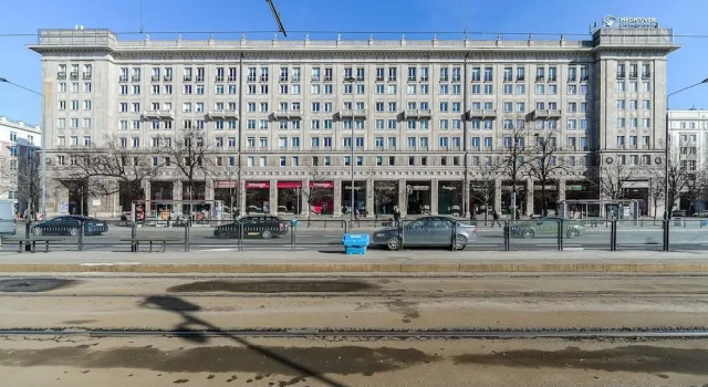 Mieszkanie Na Zawolanie Plac Konstytucji, Забронировать Отель Варшава Мазовецкое воеводство, рядом с Кабинет президента Польши