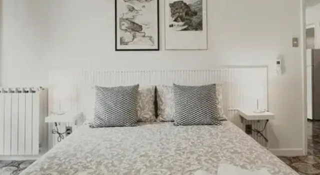 “Ivory house”with sea view