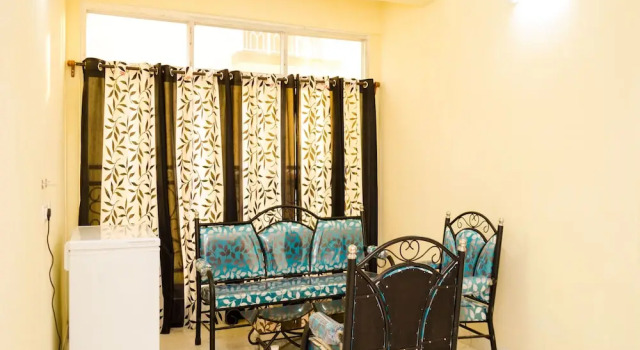 OYO 6309 Bengal Bench