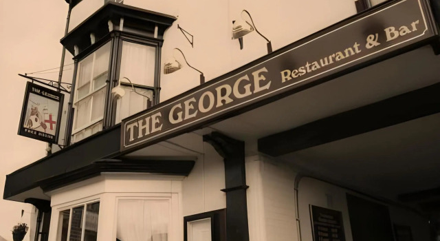 The George, Забронировать Отель Отели Киртон-ин-Линдси 4 звезды, 4*