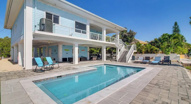 Коттедж < 1 Mi to Pennekamp State Park: Luxe Home w/ Dock!