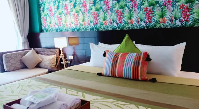 Номер Deluxe с балконом The Bihai Hua Hin