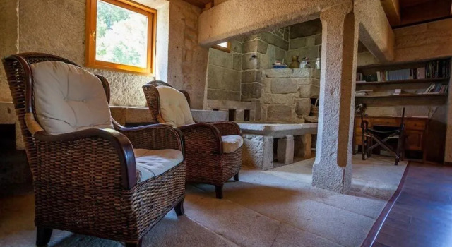 Casa Rural Abadia Eiras, Book Hotel Eiras Galicia