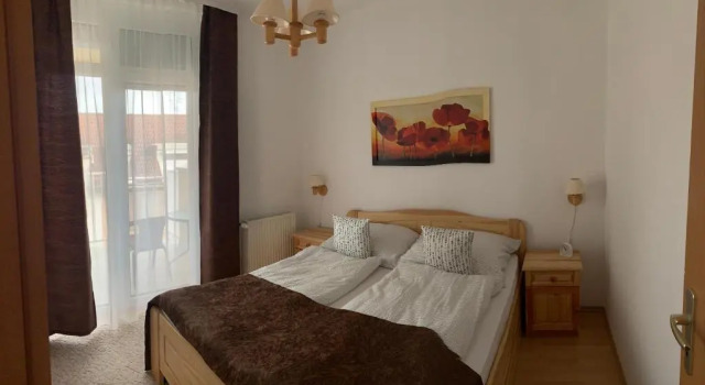 Kőnig apartman, Prenota Appartamento Hotel a Western Transdanubia con piscina, Piscina
