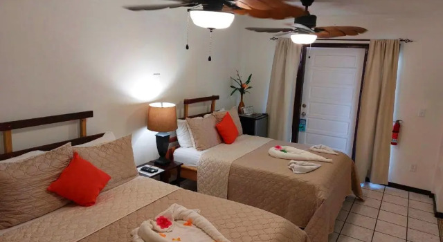 Двухместный номер Standard с видом на бассейн Ocean Tide Beach Resort