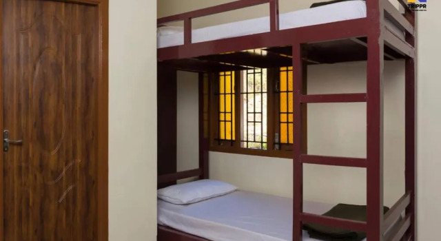 Кровать в общем номере Trippr Kodaikanal Backpacker Hostel