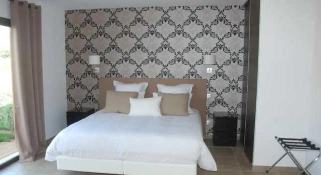Номер Comfort Les Bergeries dAlata Hôtel de charme & suites avec piscine