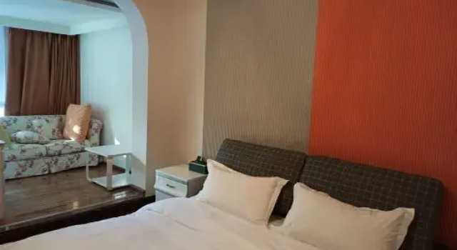 Kunming Mermaid holiday home Inn, Rezerwuj Hotel Hotele w Kunming z parkingiem, Parking