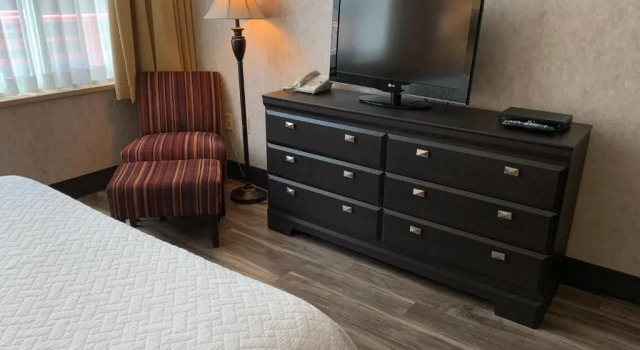 Двухместный номер Standard Coast Lonsdale Quay Hotel