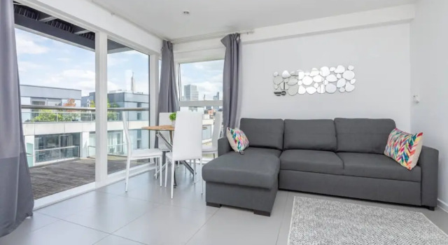 Апартаменты Old Street - Sleek Apartment