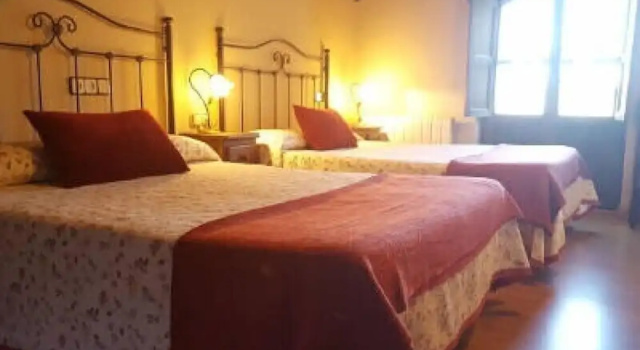 Четырёхместный номер Standard Hotel Rural Casa Cueto