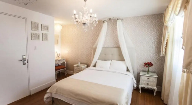 Номер Standard IFE Boutique Hotel