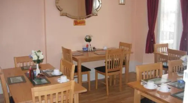 Longfield Guest House, Забронировать Гостевой дом Дувр Кент