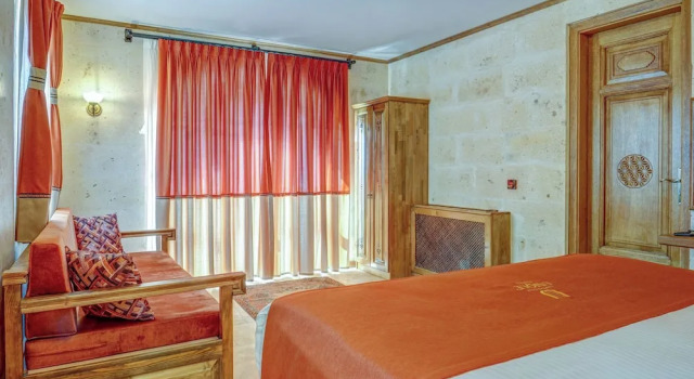 Номер Standard с красивым видом из окна Unique Cappadocia Palace