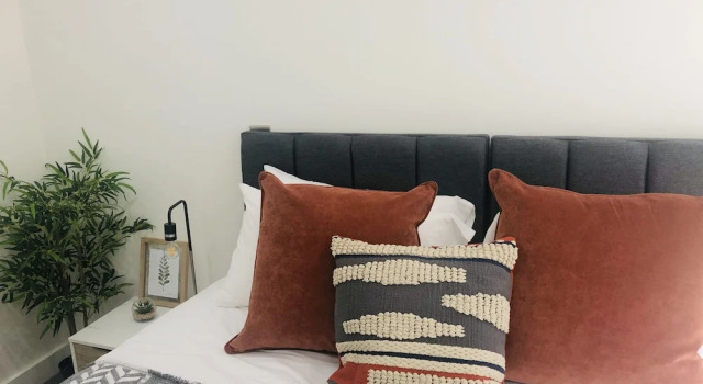 Shield Apt 152 Opulent Living, Забронировать Отель Отели Шефилд 3 звезды, рядом с Развлекательный центр Hillsborough, 3*